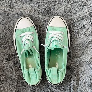converse slip ons